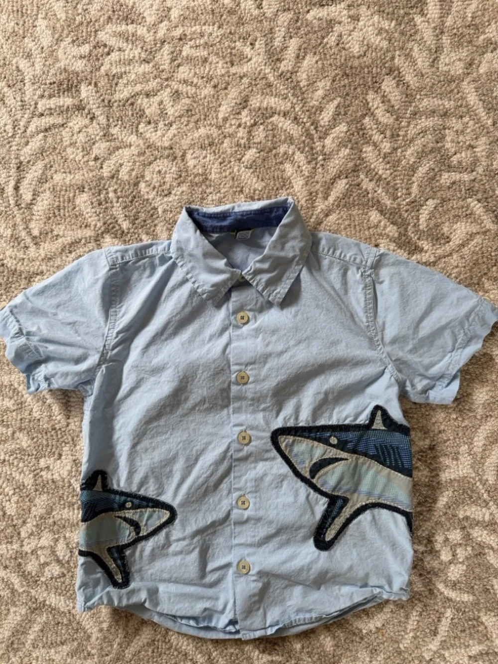 Gap Boys’ Light Blue Short Sleeve Button-Up Shirt with Shark Appliqués 🦈